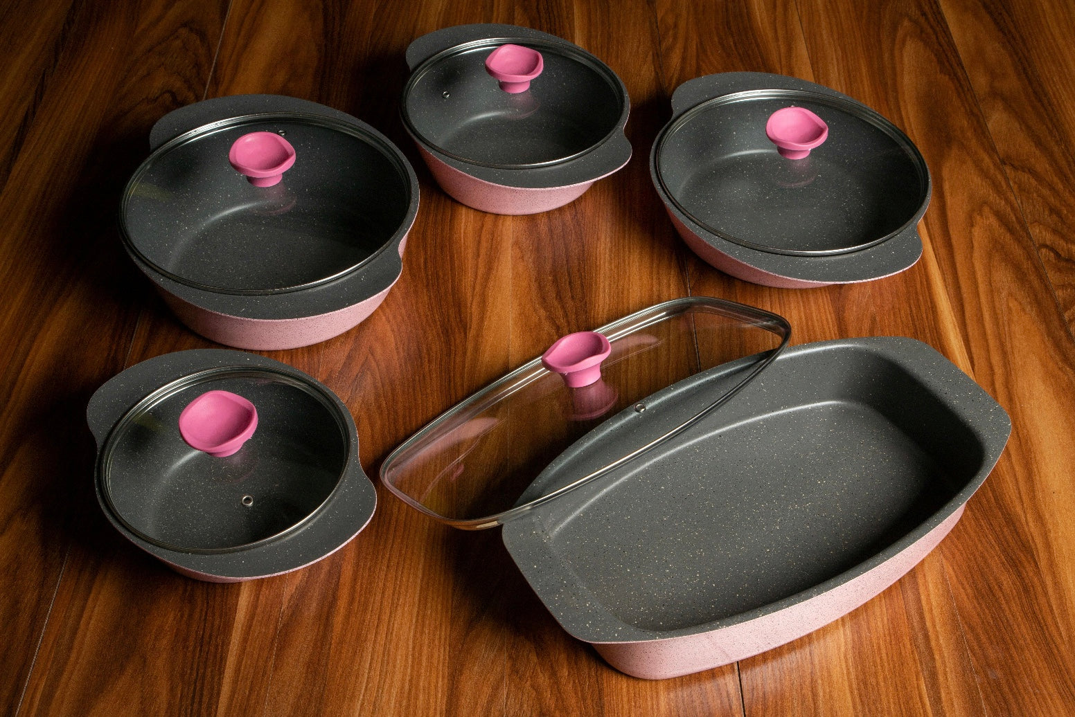 Allt inom Stekpannor & Kokkärl