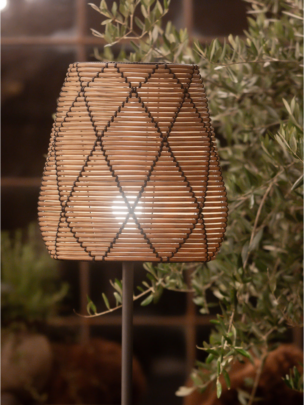 Agnar Lollo bordslampa 71 cm, Grå