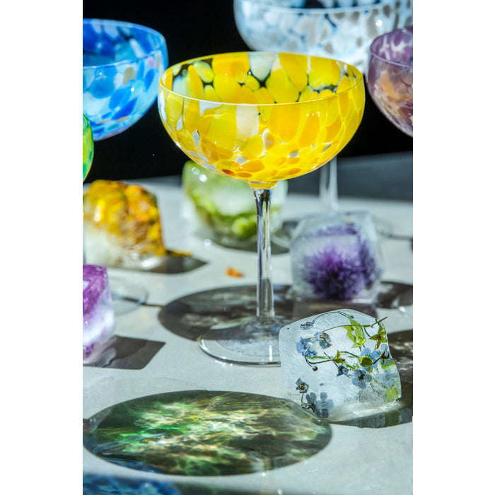 Magnor – Swirl Champagneglas – Gul – 22 cl