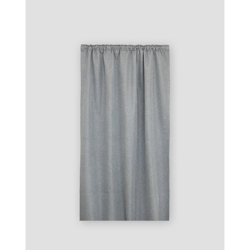 Nera mörkläggningsgardinset