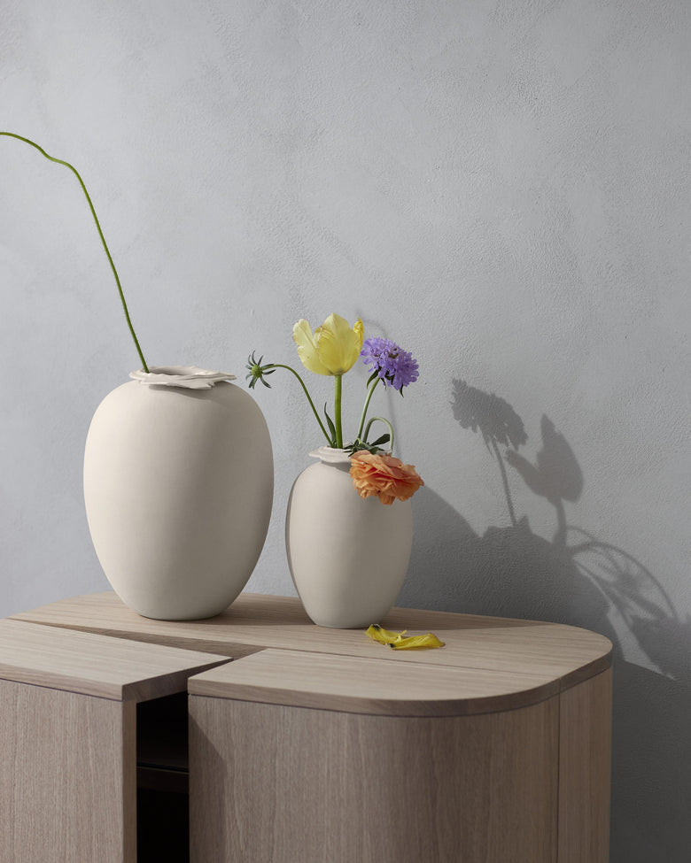 Brim vase H28 beige ceramics