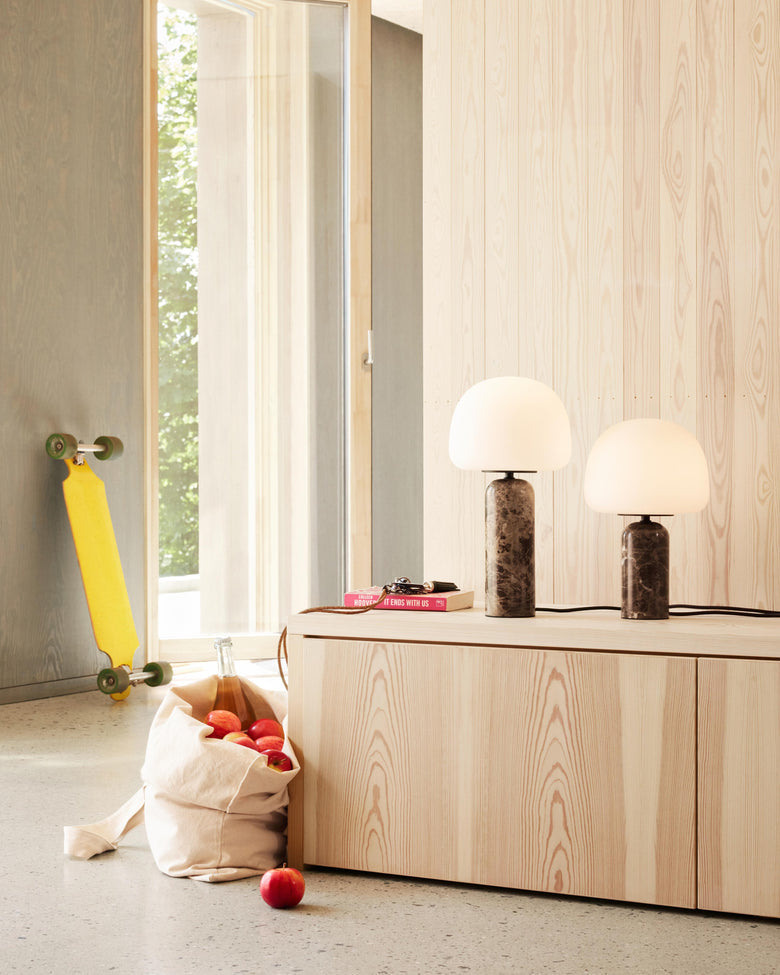 Kin bordslampa H33 Brun marmor