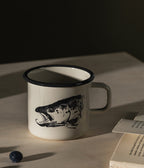 Teemu Järvi emaljmugg 55 cl, Pike & Trout