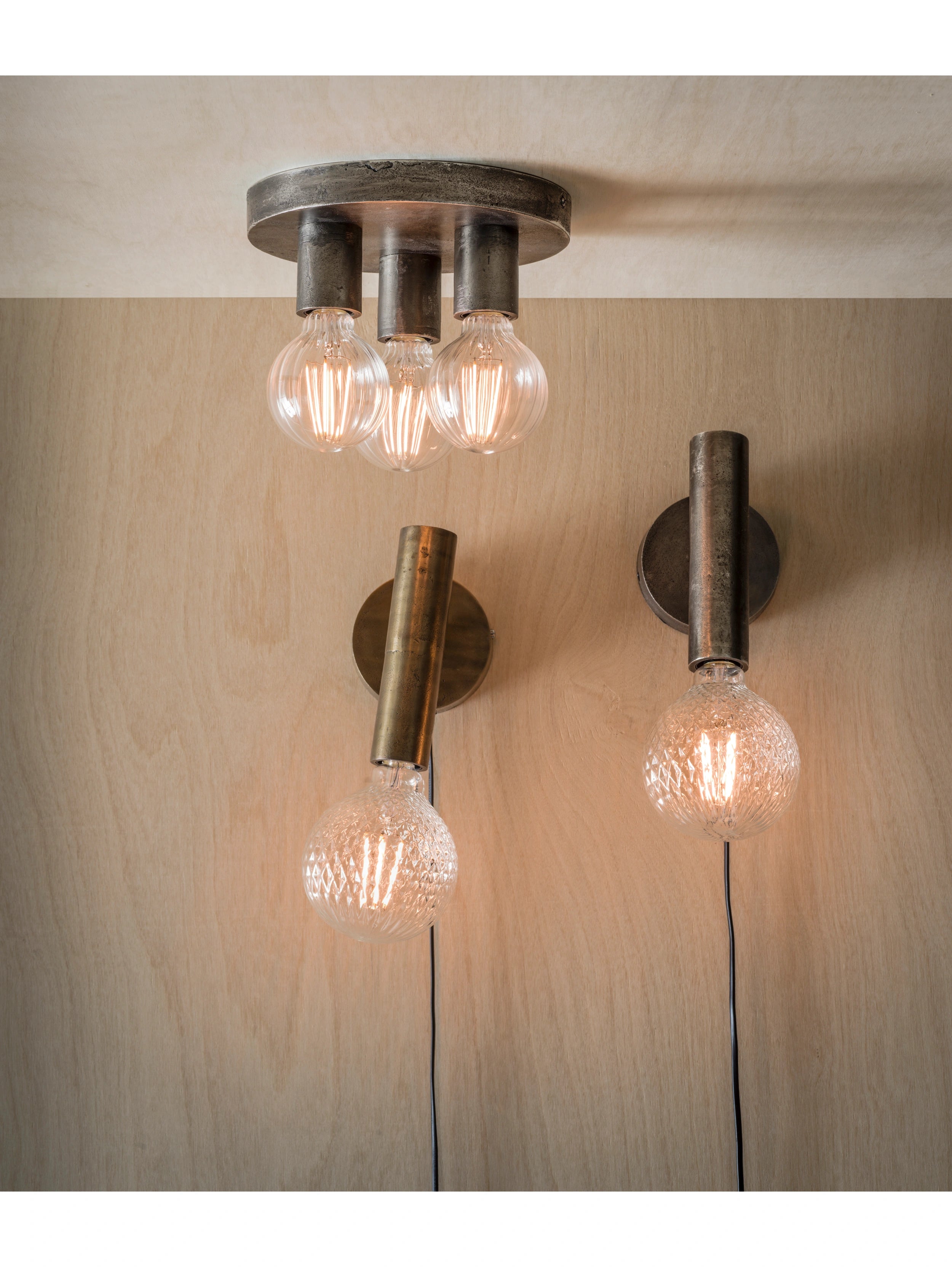 Notice Flex vägglampa 20 cm, råsilver