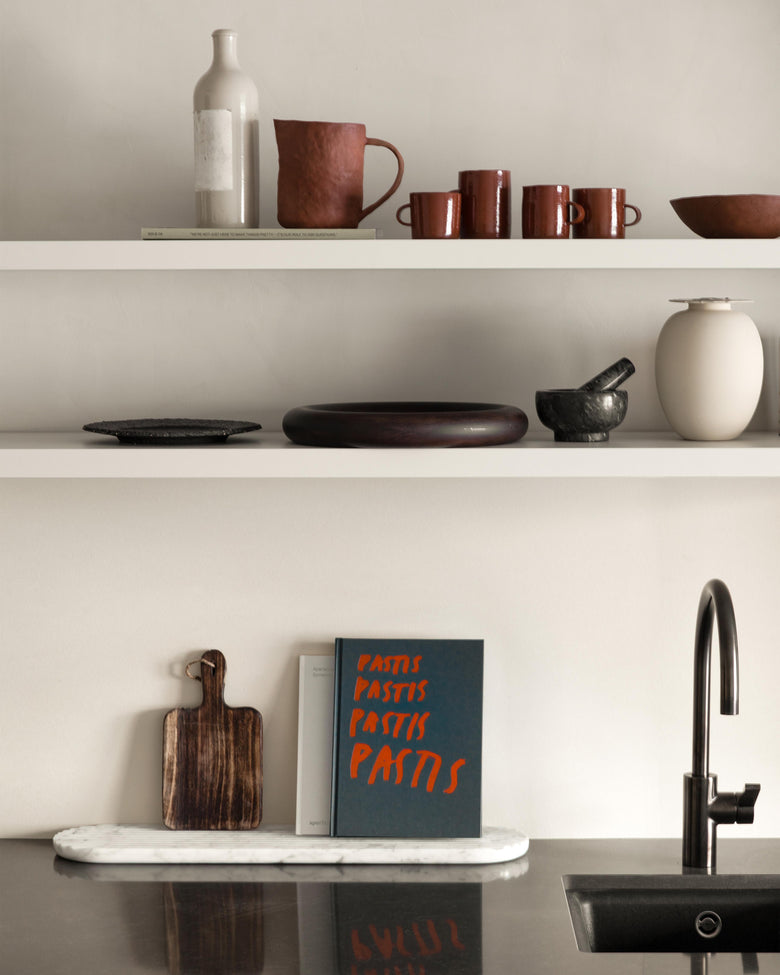 Podium tavla Vit Carrara marmor L90