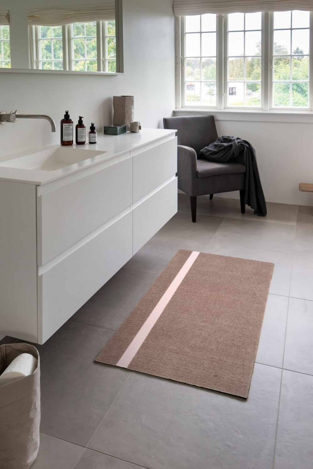 Stripes Vertical matta sand/ljusrosa, 200x90 cm