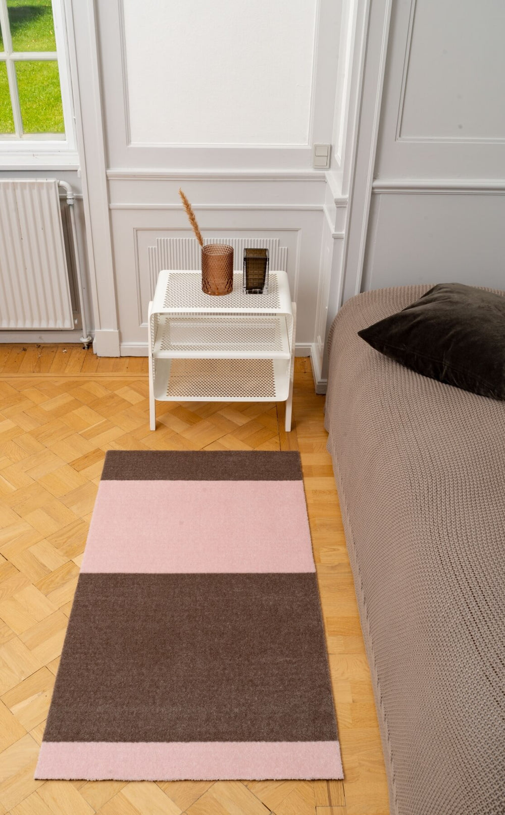 Stripes Horizontal matta sand/ljusrosa, 200x90 cm