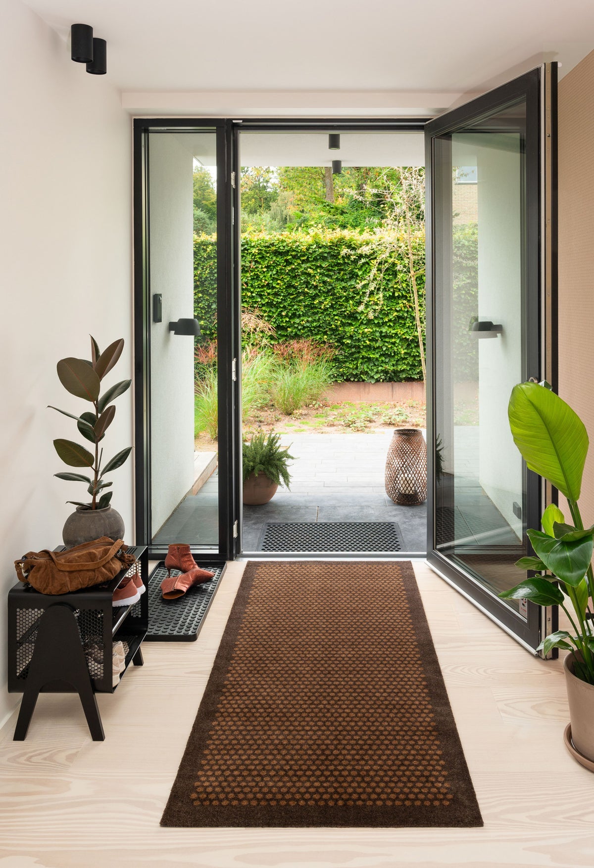 Dot golvmatta 200x90 cm, mörkbrun/cognac