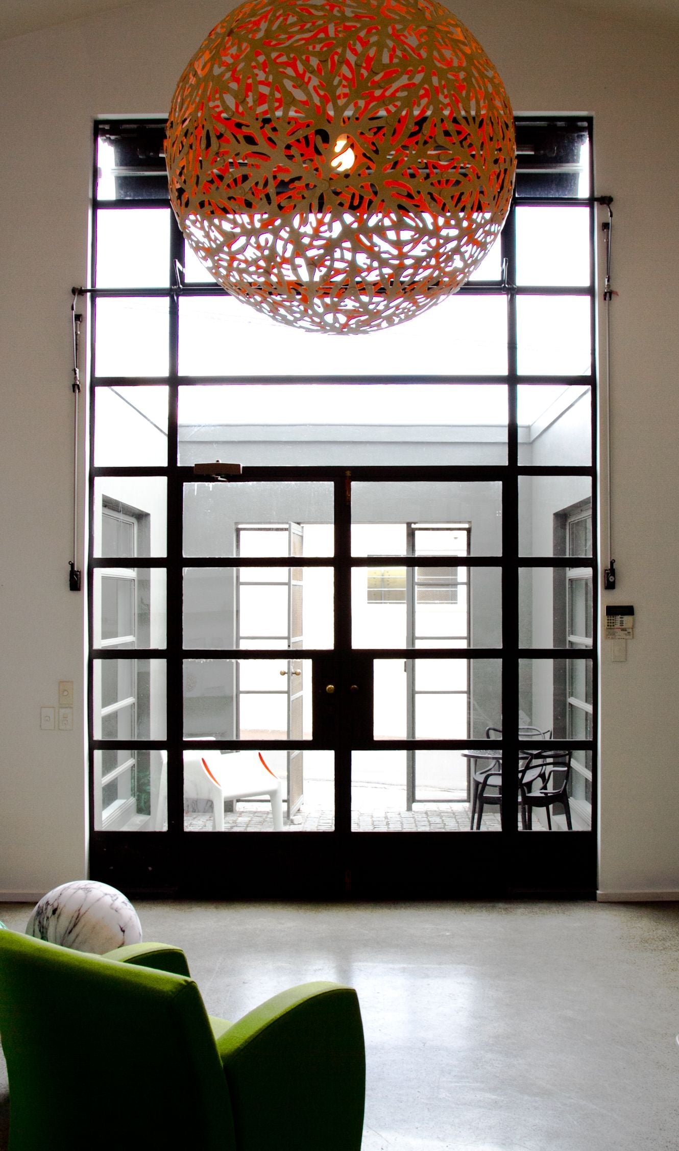 Sola Taklampa 1000mm, Black 2 Sides