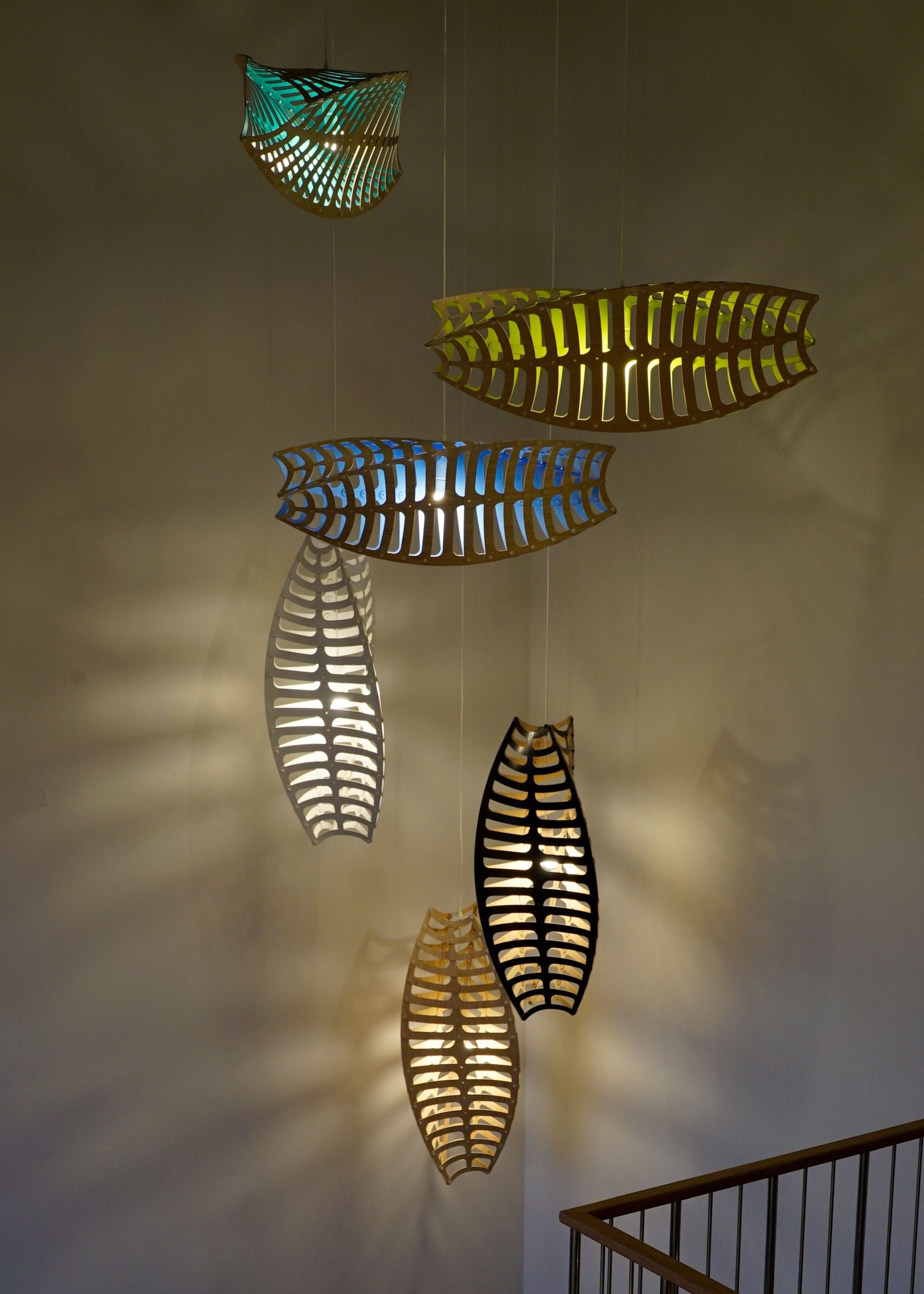 Toru Taklampa Small, Svart (2 sidor)