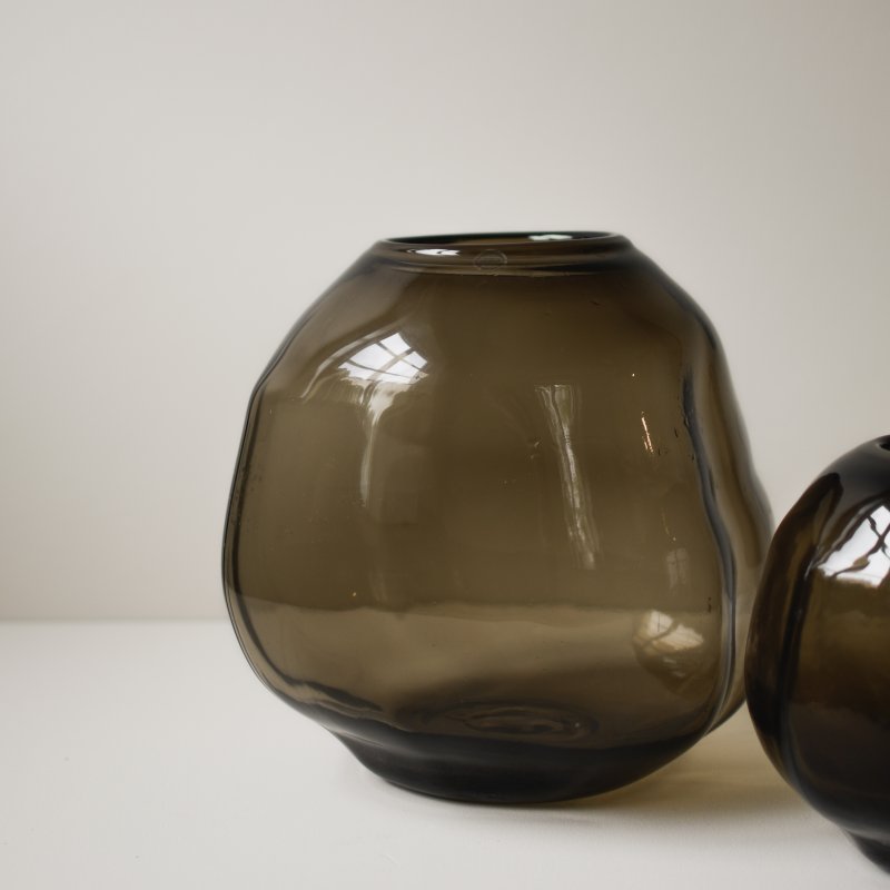 Pebble Vase, Brown Large
